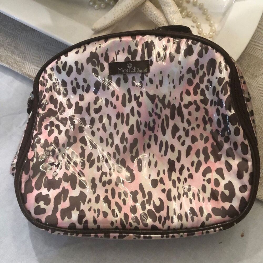Modella Pink, leopard cosmetic travel bag